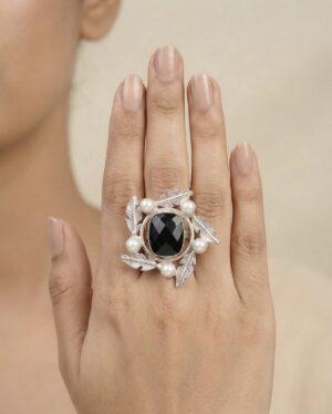 Midnight Pearl Leaf Ring