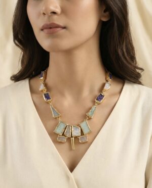 Amara Raw Crystal Necklace